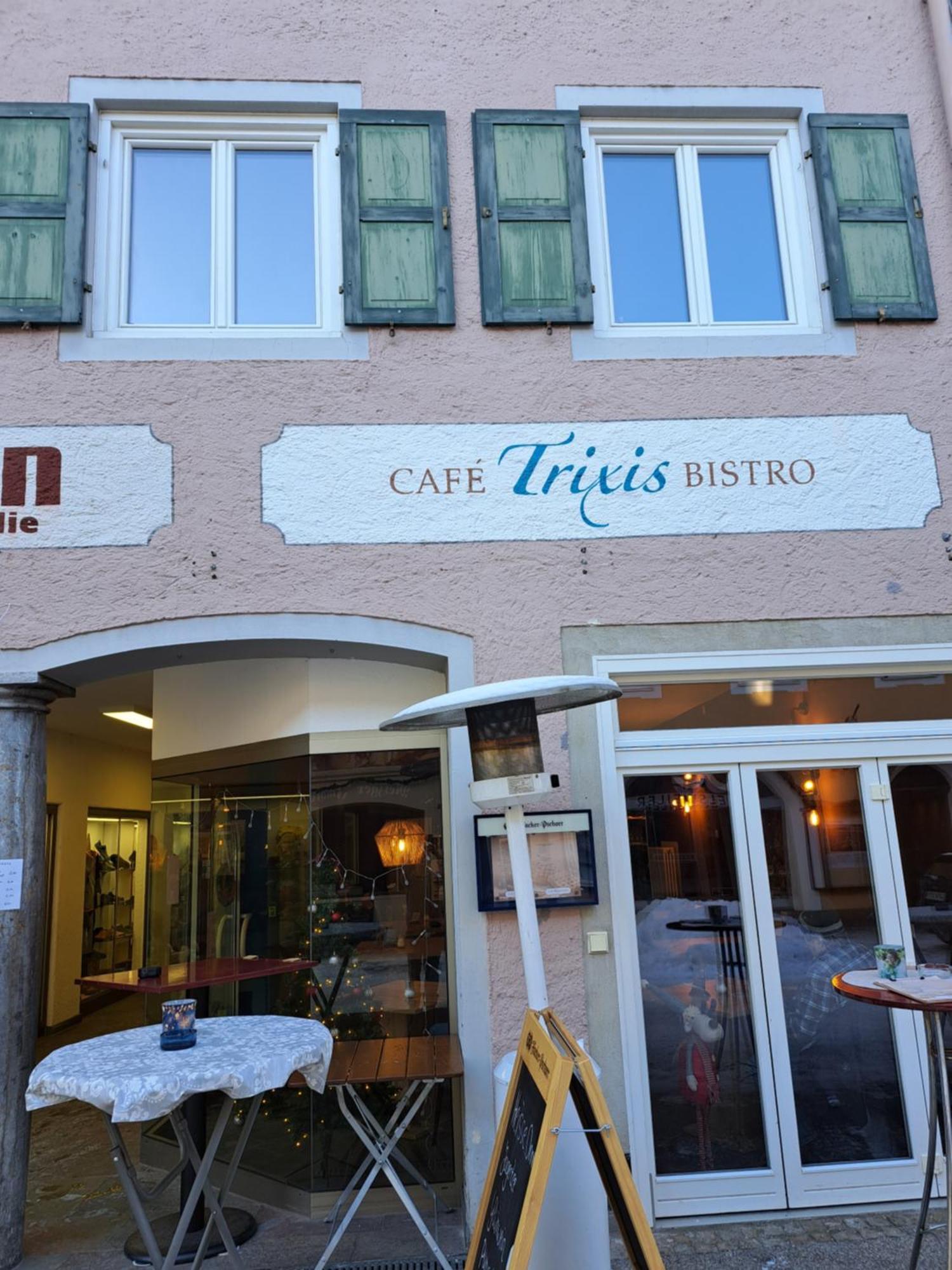 Trixis Bed & Breakfast มิทเทนวัลด์ ภายนอก รูปภาพ